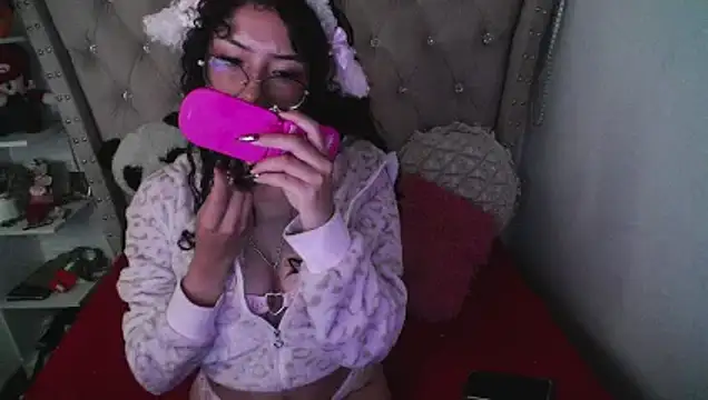 CherieCurl online show from 03-08-26, 08:17