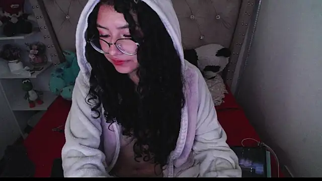 CherieCurl online show from 12-04-25, 04:00