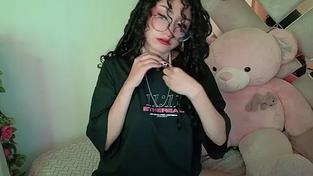 CherieCurl online show from 05-25-26, 05:33