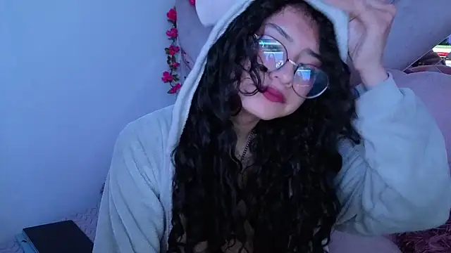 CherieCurl online show from 05-19-26, 06:59