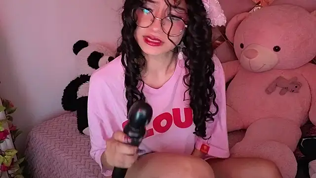 CherieCurl online show from 05-12-26, 10:38