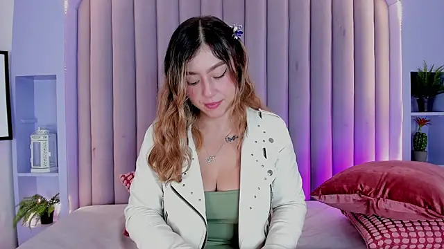 LilithSmith  online show from 11-07-25, 11:37