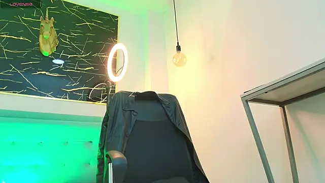 Bella salvatore online show from 11-29-25, 05:46