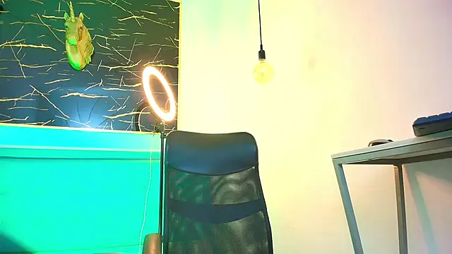 Bella salvatore online show from 11-16-25, 08:57