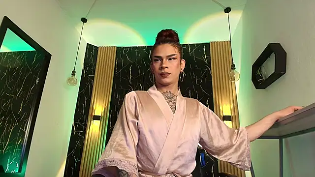 Bella salvatore online show from 04-13-26, 08:13