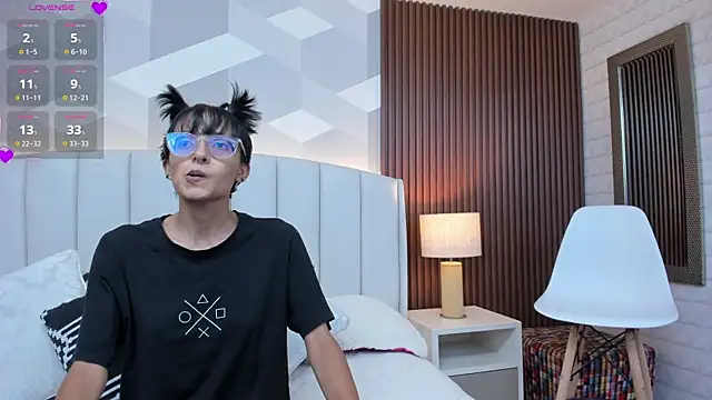 Marge lasander online show from 10-10-25, 02:34