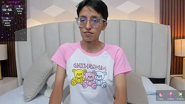 Marge lasander online show from 12-17-25, 01:32