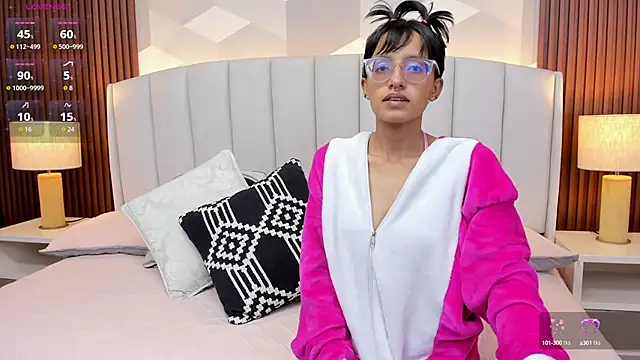 Marge lasander online show from 09-20-25, 01:43