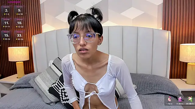 Marge lasander online show from 09-26-25, 02:40