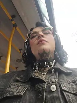 taaylor33 online show from 02-28-26, 08:41