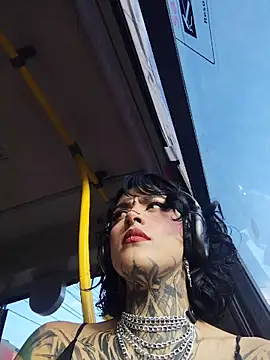 taaylor33 online show from 04-08-26, 09:49