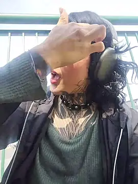 taaylor33 online show from 02-12-26, 07:57