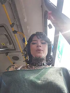 taaylor33 online show from 04-13-26, 07:51