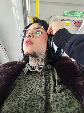 taaylor33 online show from 02-17-26, 07:44