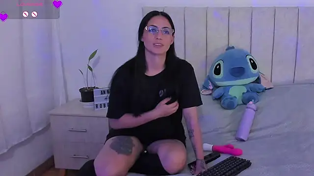 anny roberts online show from 11-23-25, 10:09