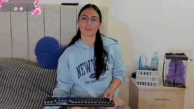 anny roberts online show from 06-16-26, 07:36