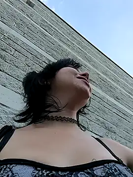 Snapshot of GerallFoxxx chatting on 10-02-25, 09:51 GerallFoxxx online show from 10-02-25, 09:51