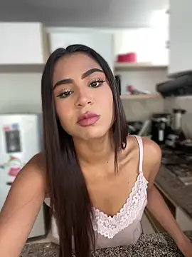 HaileyBaldwin online show from 01-09-25, 07:18