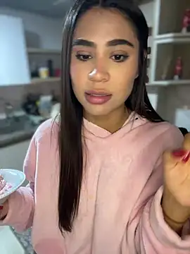 HaileyBaldwin online show from 01-23-25, 05:24