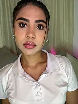 HaileyBaldwin online show from 01-29-25, 01:27