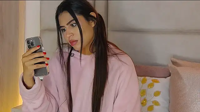 HaileyBaldwin online show from 01-09-25, 10:20