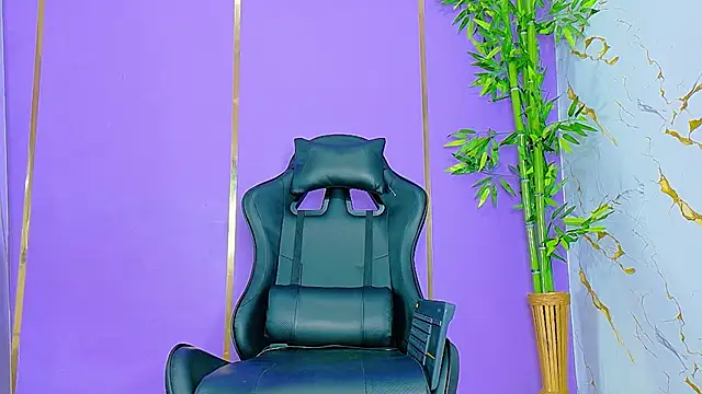 scarlet-jonesx online show from 10-12-25, 07:15