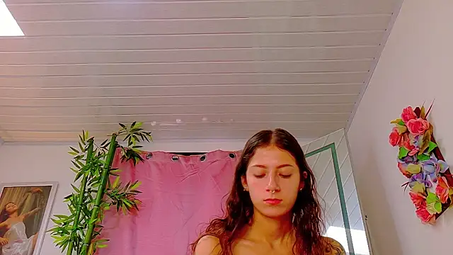 scarlet-jonesx online show from 06-22-26, 06:16