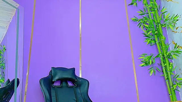 scarlet-jonesx online show from 10-23-25, 06:45