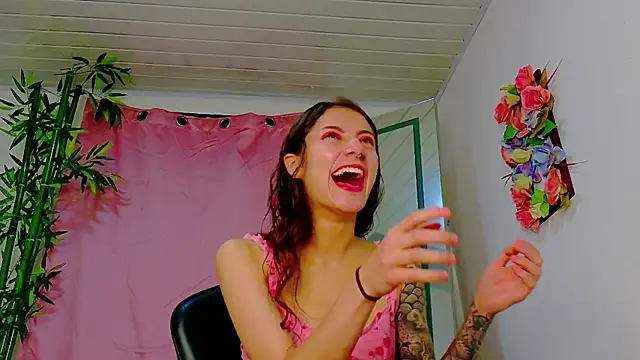 scarlet-jonesx online show from 05-14-26, 01:35
