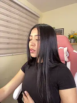 Starliee   online show from 03-17-26, 12:46
