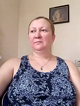 Snapshot of blondyaguar chatting on 12-05-24, 10:17 blondyaguar online show from 12-05-24, 10:17