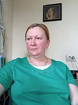Snapshot of blondyaguar chatting on 04-02-26, 09:49 blondyaguar online show from 04-02-26, 09:49