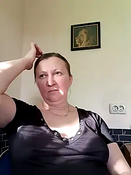 Snapshot of blondyaguar chatting on 03-14-25, 02:08 blondyaguar online show from 03-14-25, 02:08