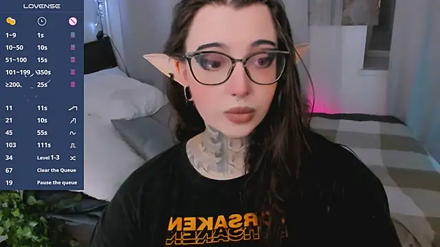 Dixi Pixi  online show from 09-18-25, 07:44