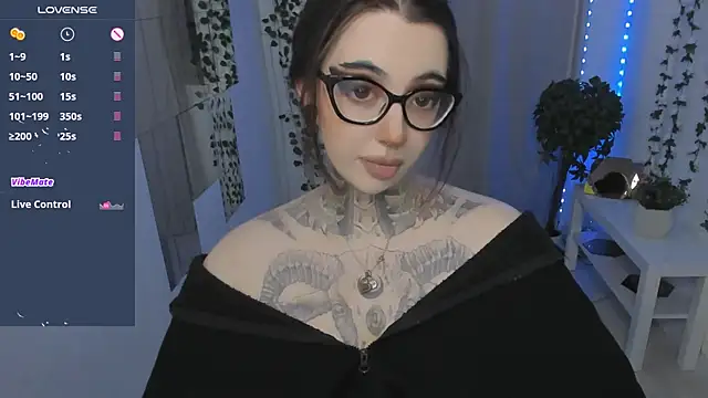 Dixi Pixi  online show from 05-22-26, 05:49