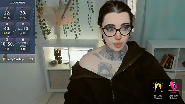 Snapshot of Dixi_Pixi_ chatting on 07-19-26, 05:38 Dixi Pixi online show from 07-19-26, 05:38