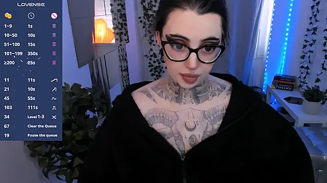 Snapshot of Dixi_Pixi_ chatting on 06-12-26, 06:55 Dixi Pixi online show from 06-12-26, 06:55