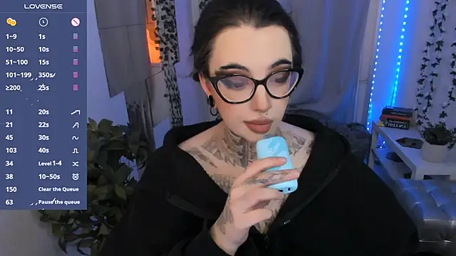 Snapshot of Dixi_Pixi_ chatting on 06-11-26, 05:37 Dixi Pixi online show from 06-11-26, 05:37