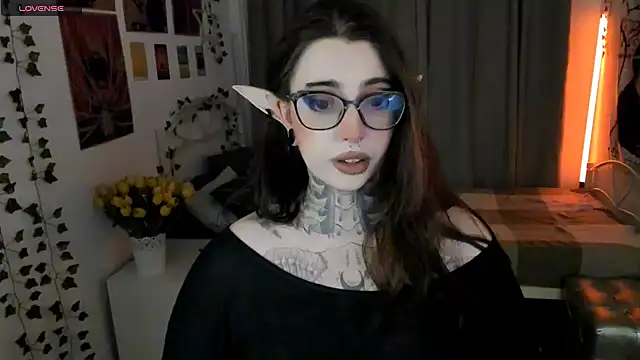 Dixi Pixi  online show from 09-28-25, 05:47