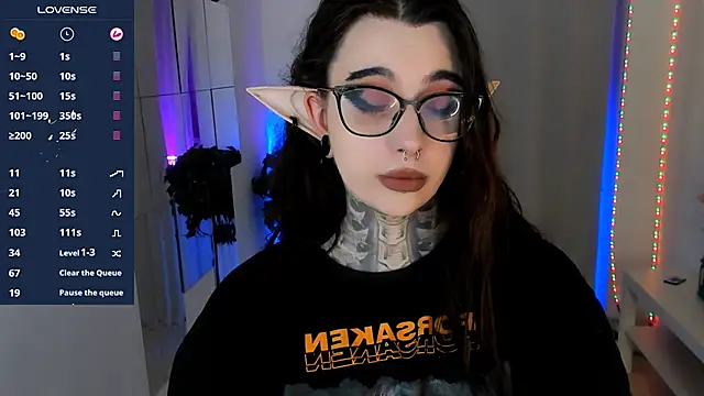 Dixi Pixi  online show from 10-16-25, 05:49