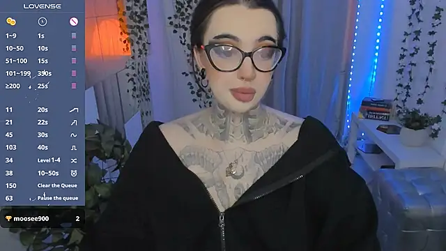 Dixi Pixi  online show from 05-31-26, 05:13