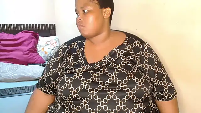 Snapshot of 19bootylicious chatting on 02-16-26, 07:18 19bootylicious online show from 02-16-26, 07:18