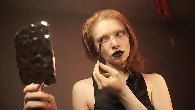 ginger hugs online show from 02-10-26, 10:09