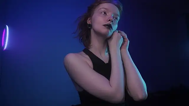 ginger hugs online show from 10-08-25, 10:10