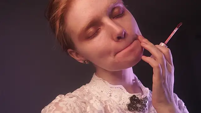 ginger hugs online show from 10-05-25, 10:11