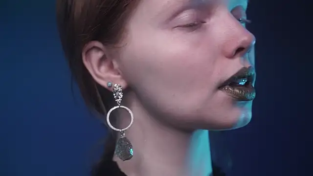 ginger hugs online show from 10-09-25, 10:21