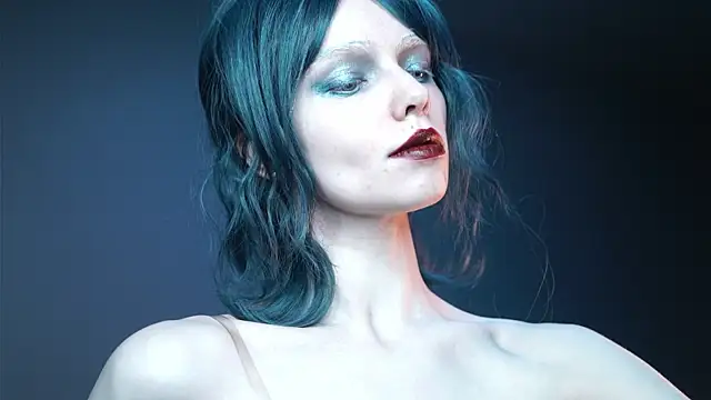 ginger hugs online show from 04-04-26, 10:05