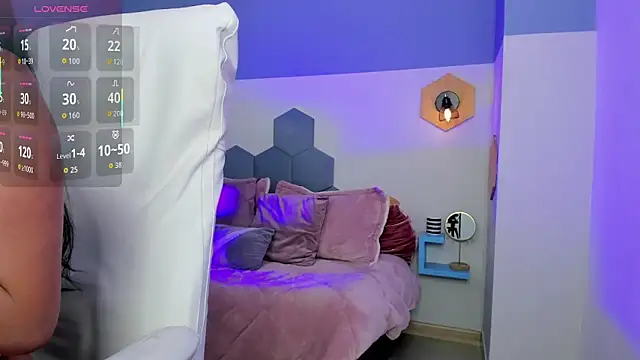 Chloe fischer  online show from 09-18-25, 02:53