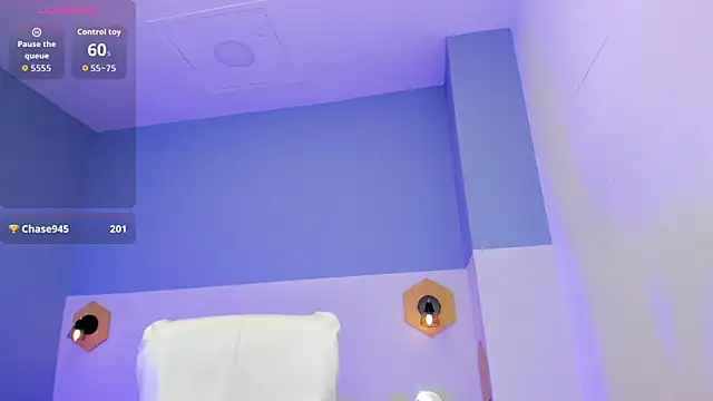 Chloe fischer  online show from 04-18-26, 07:07