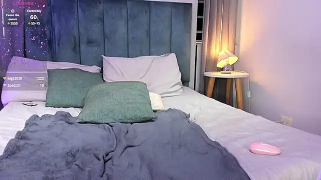 Chloe fischer  online show from 02-28-25, 06:09